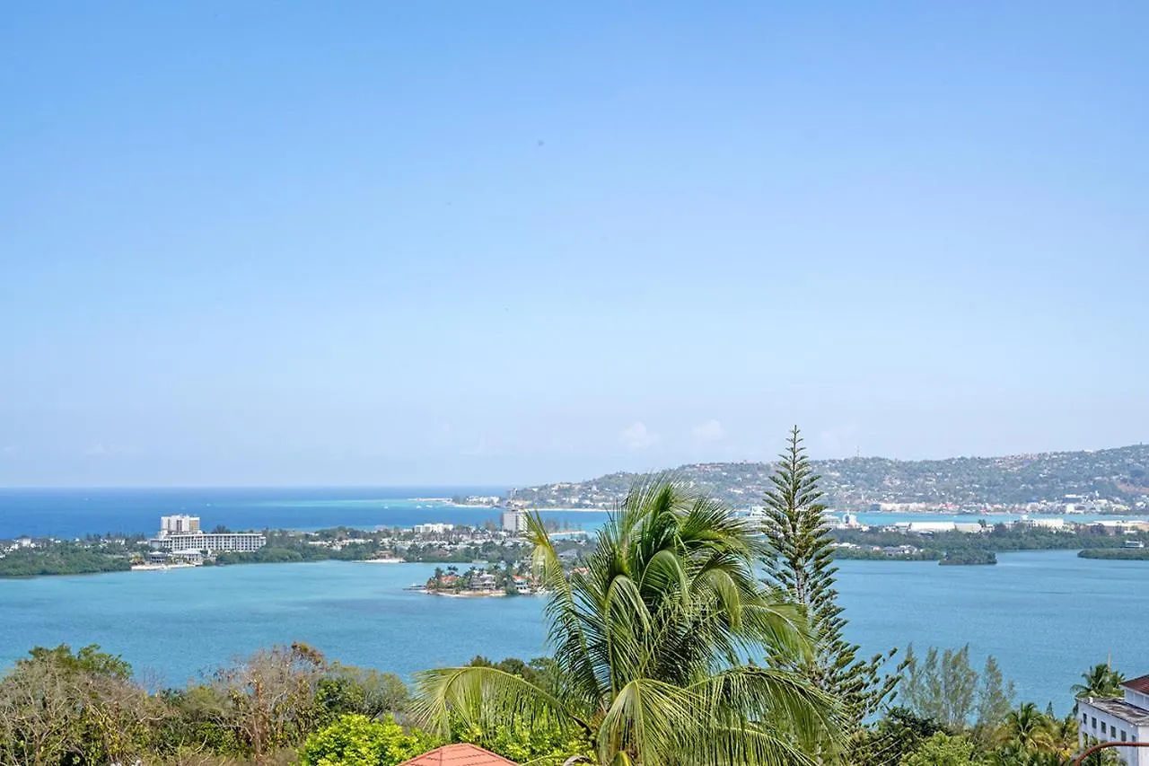 Holiday home Palm Leaf Cottage Montego Bay